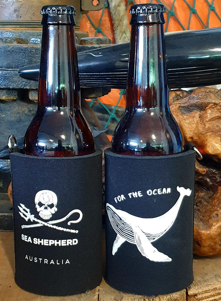 Jolly Roger Stubby Holder