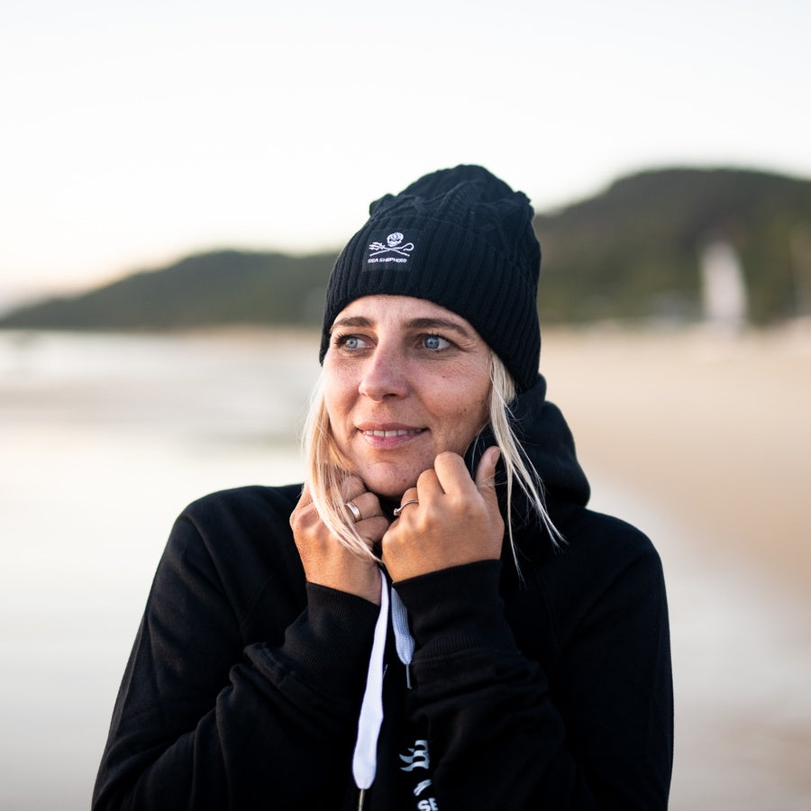 Jolly Roger Unisex Cable Knit Beanie